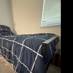 Single bed with trundle