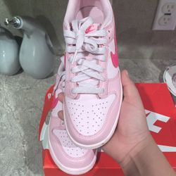 Nike Dunk Low Med Soft Pink