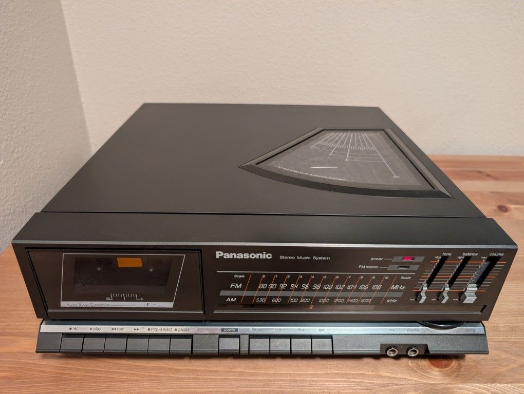 PANASONIC SG-X7: AM/FM, CASSETTE, & RECORD PLAYER STEREO MUSIC SYSTEM
