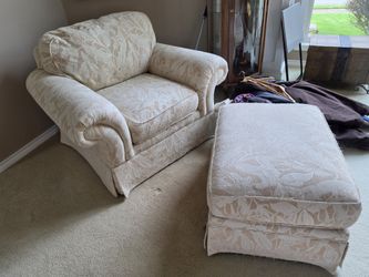 Flexsteel  Oversize Chair and Ottoman set