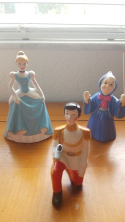 Wall Disney figurines