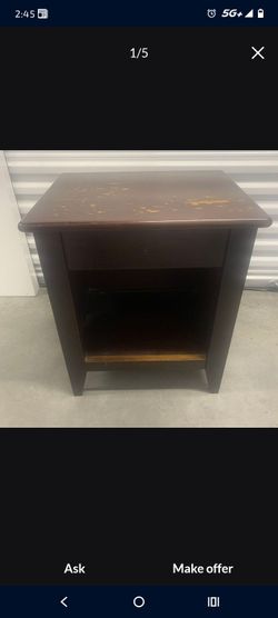 Night stand/side table