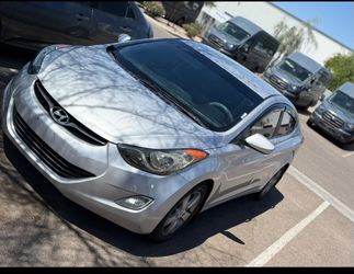 2012 Hyundai Elantra