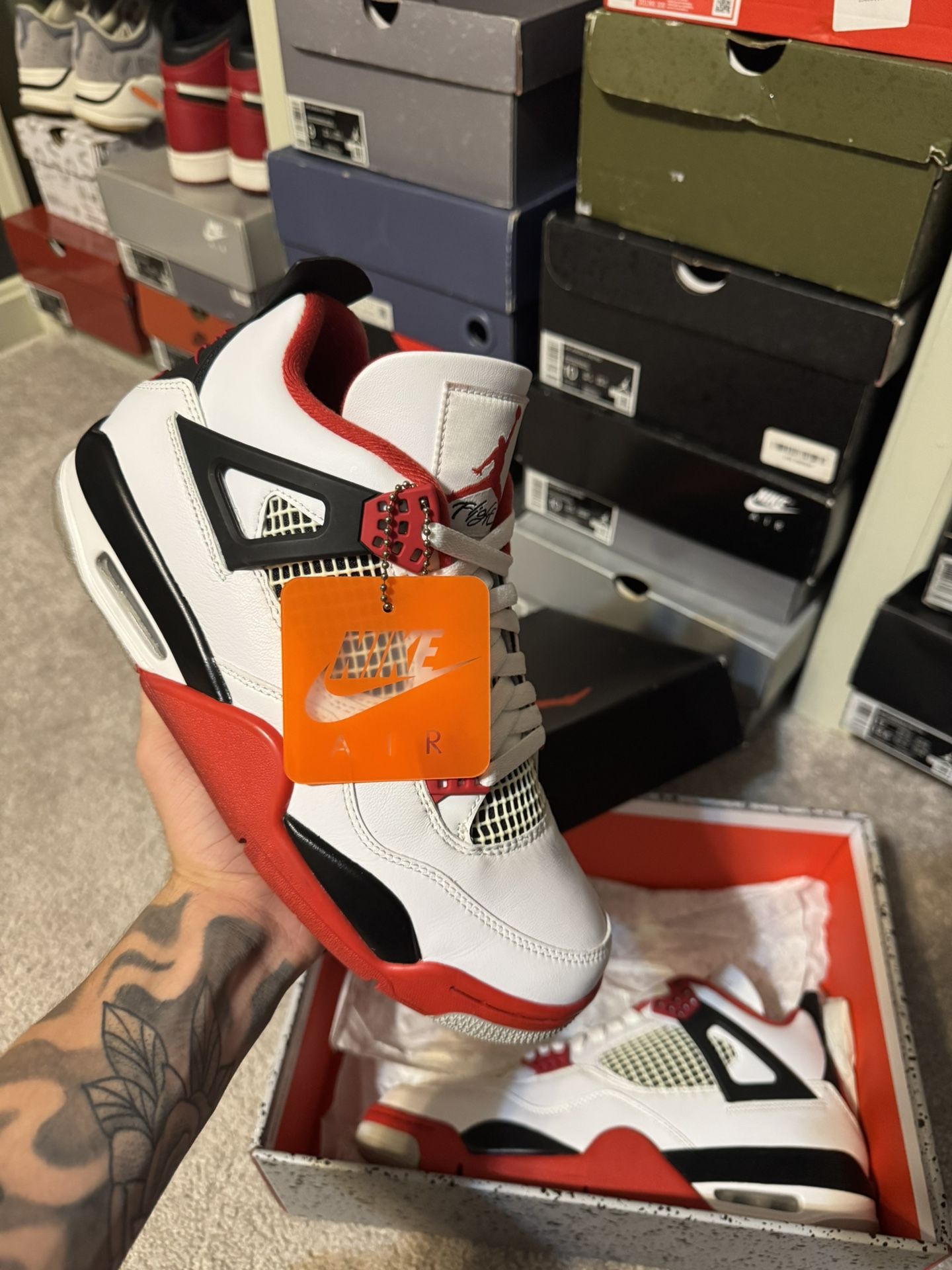 Air Jordan 4 Retro OG ‘Fire Red’ 2020
