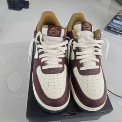 Air Force 1s Sz 10.5 Lv8