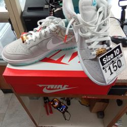 Nike Dunk Low SE Barber Shop Grey - Size 10