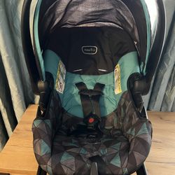 Evenflo Infant Car Seat ! 