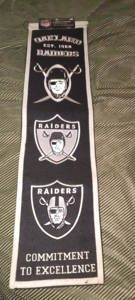 Rare NFL Raiders Heritage Sewn In Patches Collectable Winning Streak Raiders Patch Piece 