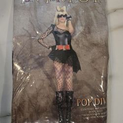 3 Different Costumes ,   Disfraces...!!