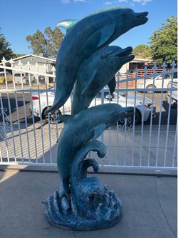 Monumental Fountain Three Dolphins with nice Patina