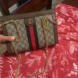 GUCCI HANDBAG 