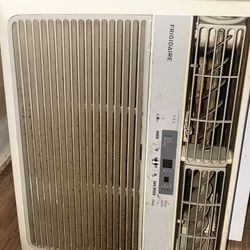 Frigidaire LRA107CV1 