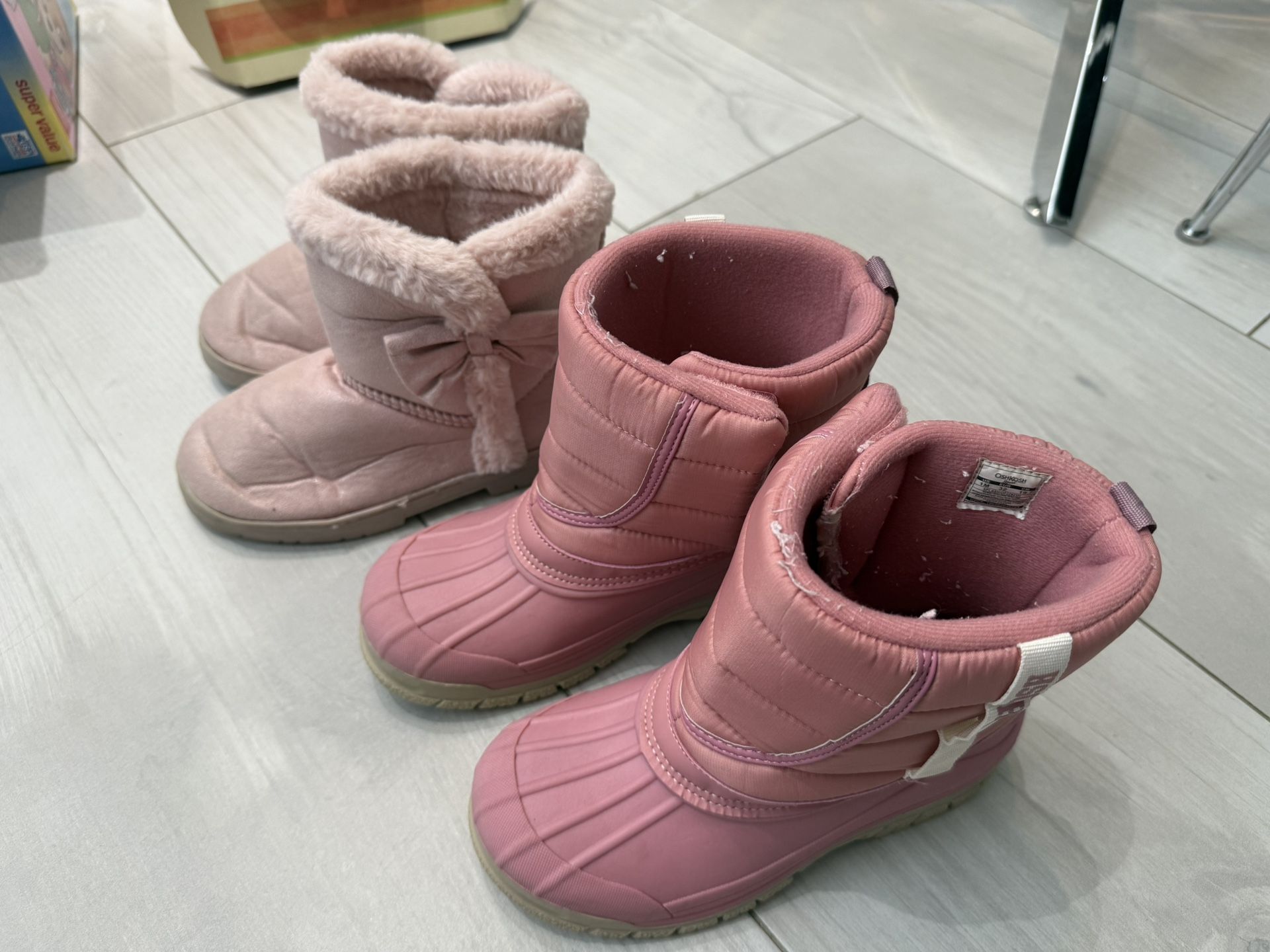 Girl Snow Boots Size 1