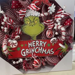 Grinch Christmas Wreath