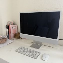 2023 iMac 24”