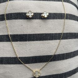 White Clover Jewelry Set