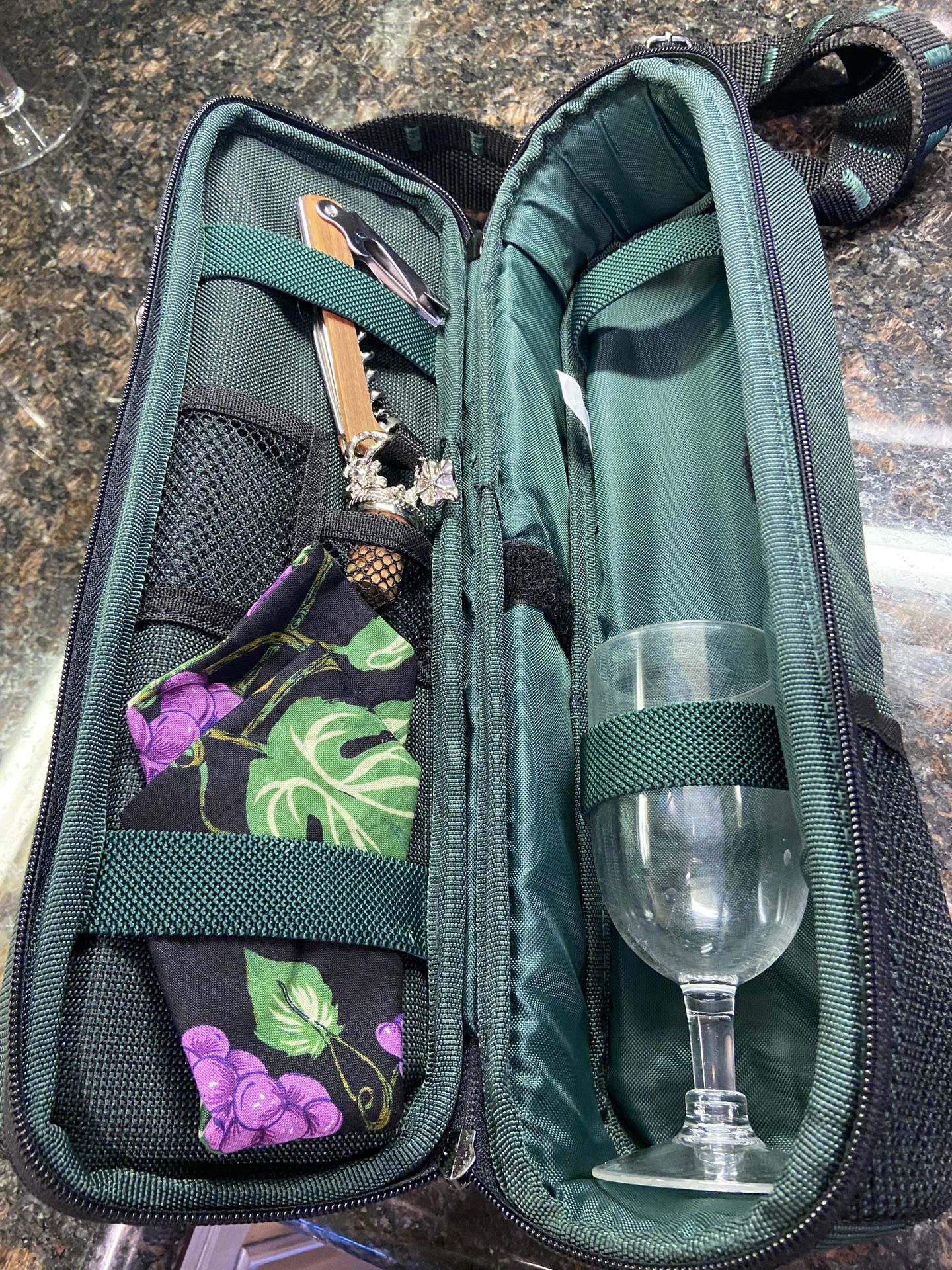 Wine Bottle Picnic Carrier
