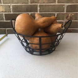 Vintage Metal Table Basket With 4 Kettle Gourds 