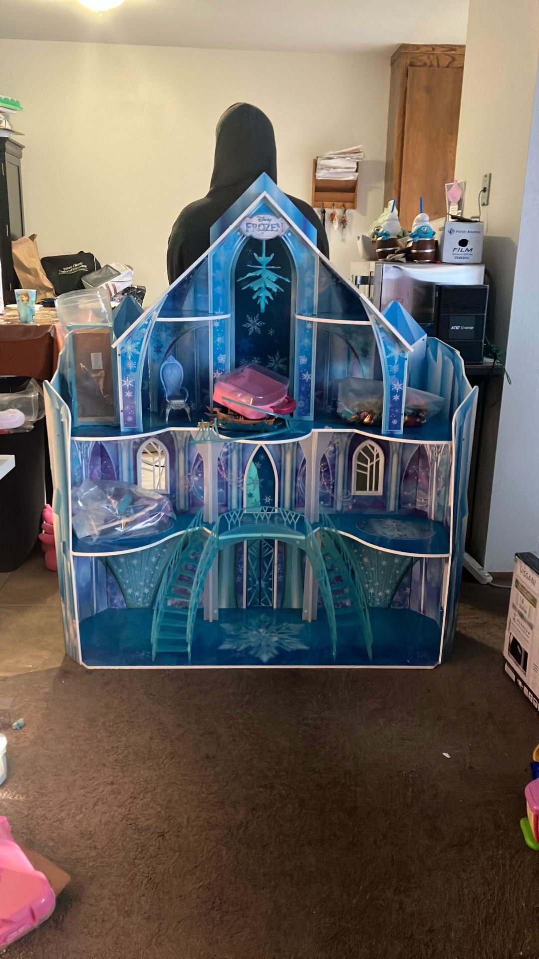 Frozen Castle Doll House 