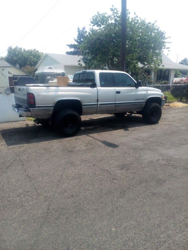 1996 Dodge Ram 2500