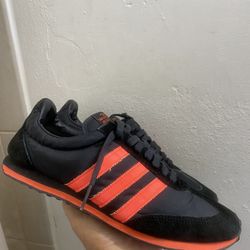 Vintage 1970s Sears The Winner ll Runner sneakers shoes Size 10.5 stripes Converse