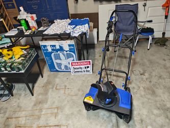 SnowJoe electric snow blower | 70 Ono