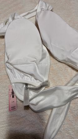 Victoria’s Secret White Bikini Top Size Large