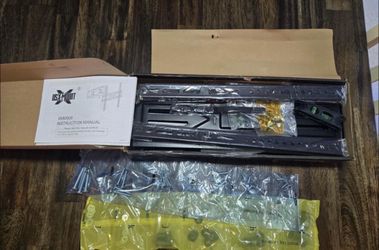 Brand new USX full Motion TV wall mount for 32"-70" TVs
