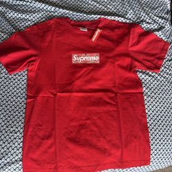 Supreme T-shirt