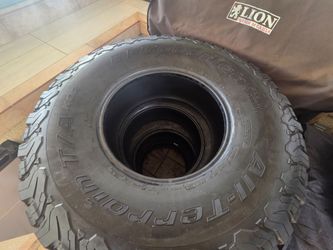 37" BF GOODRICH ALL TERRAIN K02 RAPTOR TIRES