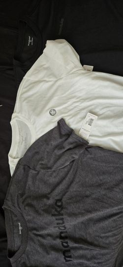 Manduka T-SHIRTS *new*