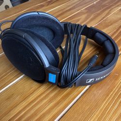 Sennheiser HD600 Headphones