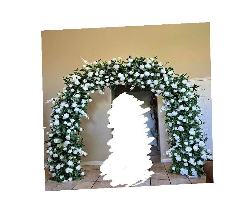 set throw Enchanting Wedding Styling – Featuring Gorgeous Floral Art