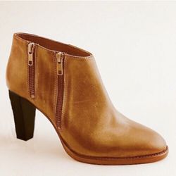 J. CREW Camel Light Brown Leather Lexington Dual Zip Casual Heeled Ankle Booties