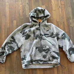 Essentials fear of god camo hoodie fleece