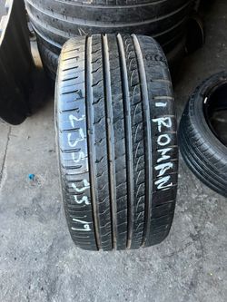 Tire 235 35 19