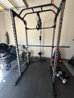 Power Rack with Lat Pulldown Cable System