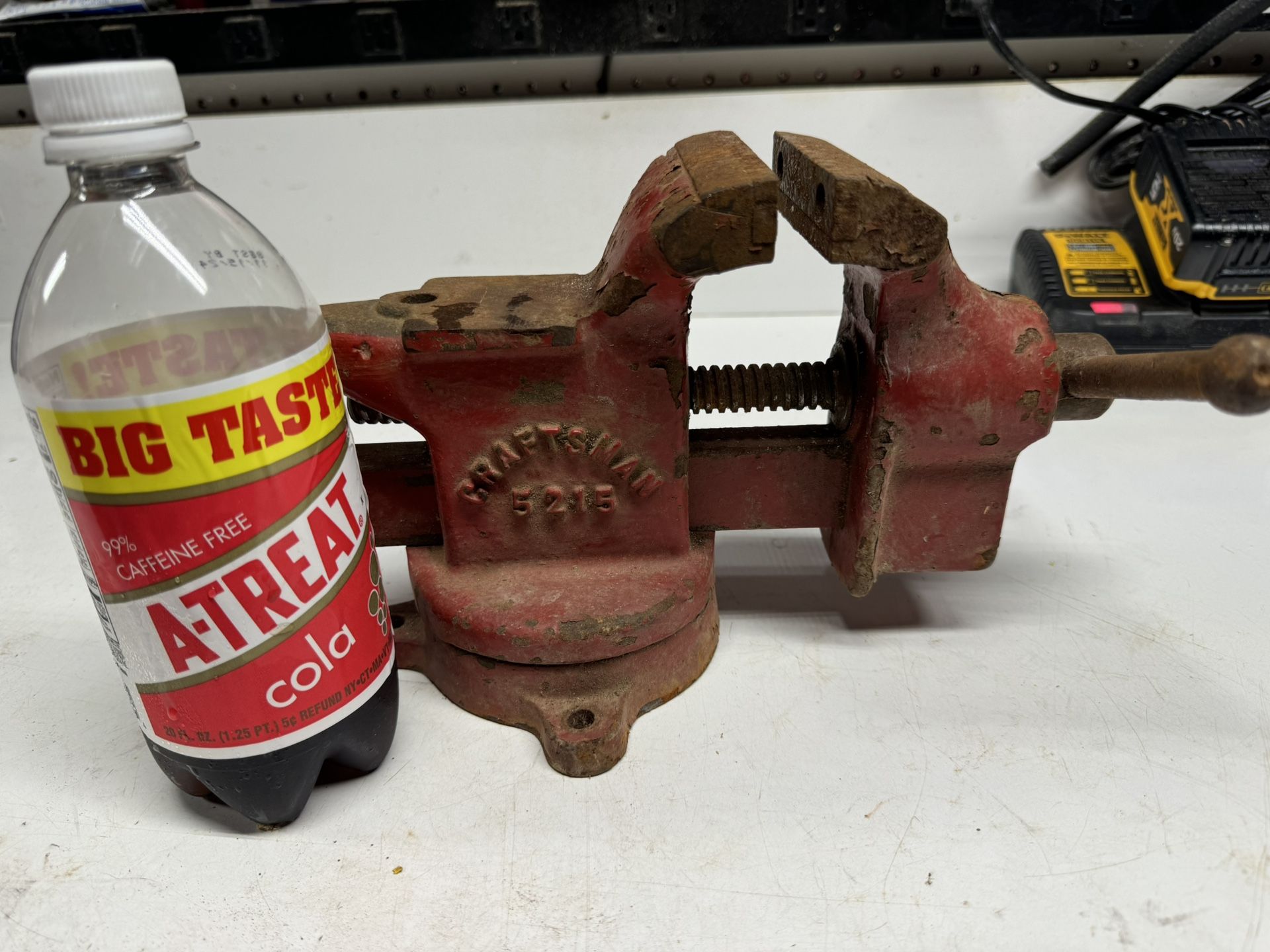 Craftsman 5215 Swivel Vise 3 1/2”. You Must Pickup