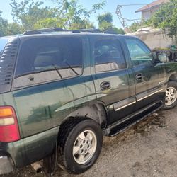 2003 chevy tahoe