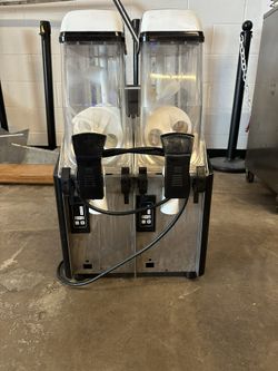 Elmeco Dual Frozen Drink Machine