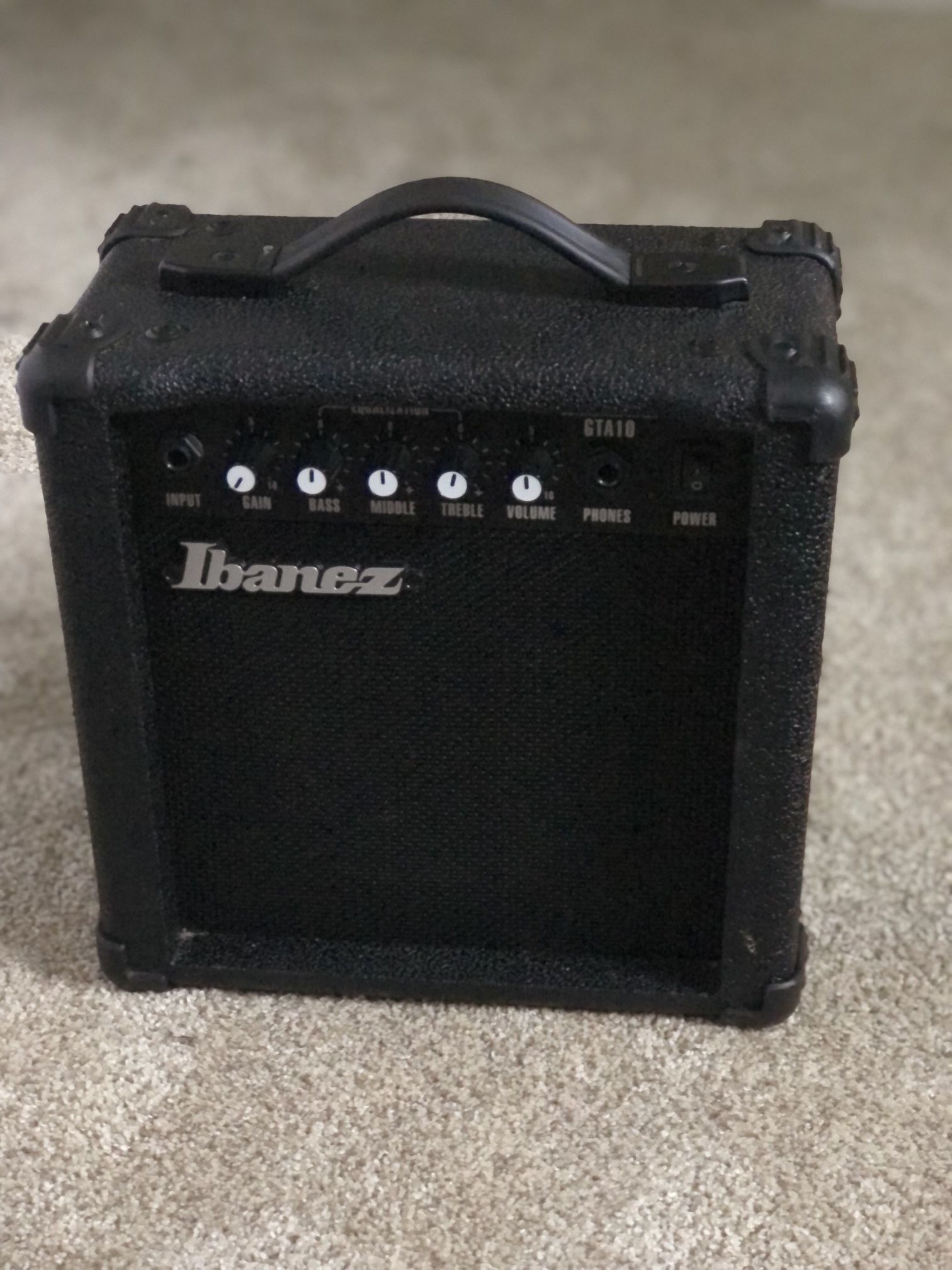 LIKE NEW Condition. Ibanez  GTA-10. Practice Amp. 