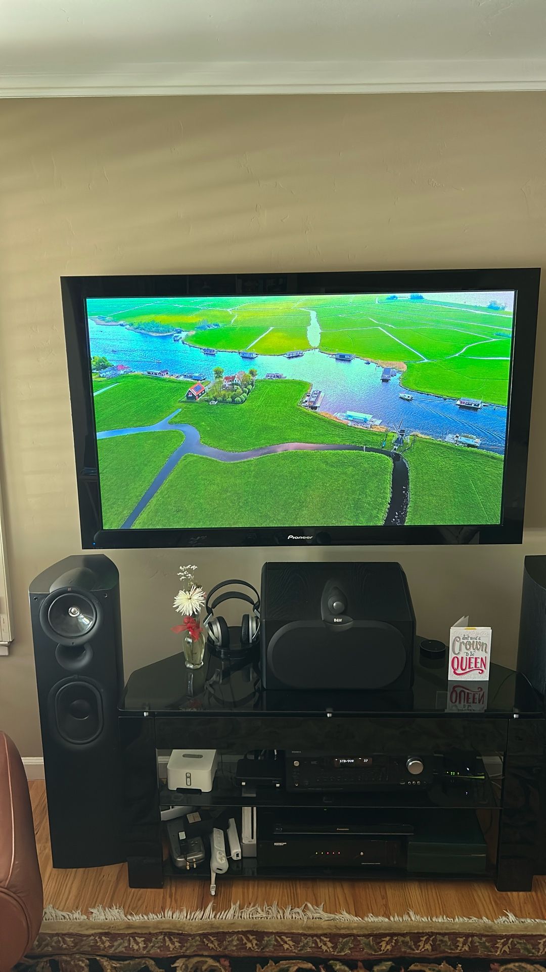 Pioneer kuro 60” Plasma