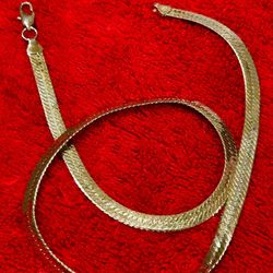 Herringbone 14k Gold Necklace 20" Italian Chain 20.1 Grams 6mm Wide Vintage 