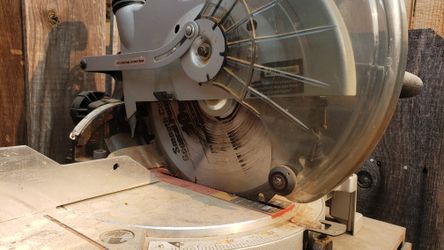 Craftsman Miter Saw. Dust Bag Included. $75 firm. Pickup in Oakdale