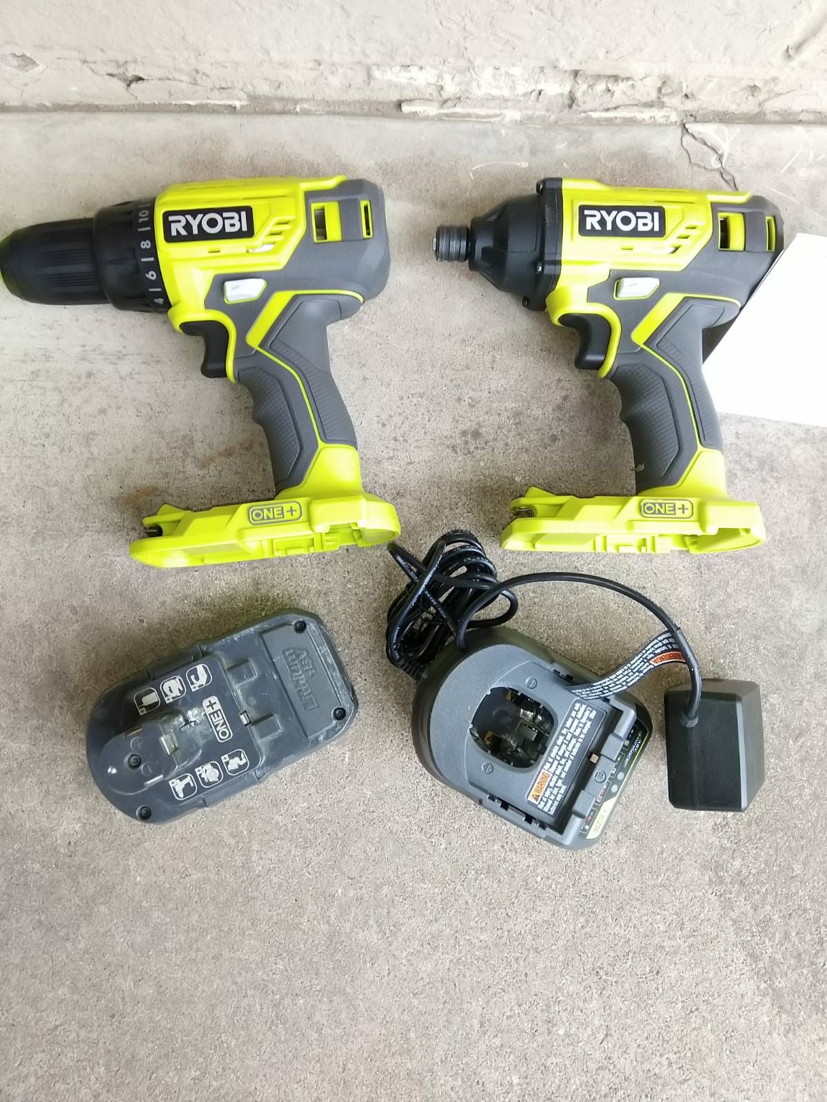 DRILL SET RYOBI