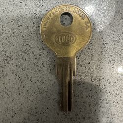 Lot of 3 Vintage Keys - Ford, Family of Fine Cars, Spokane Key Shop Collectibles 