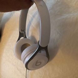 Beats headphones w microphone