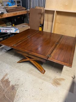 Unique  Vintage Solid Wood Flip Top Expandable Coffee Table