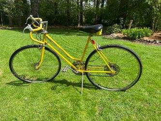 Schwinn Varsity bicycle Vintage Ladies