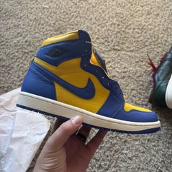 Jordan Retro 1 High Laney